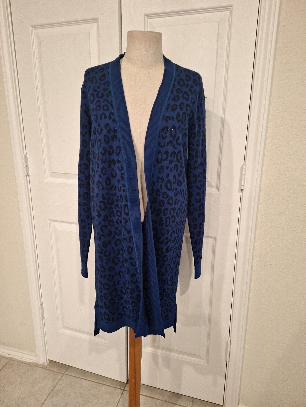 Magashoni Long Open-Front Leopard Cardigan Sweater - Blue